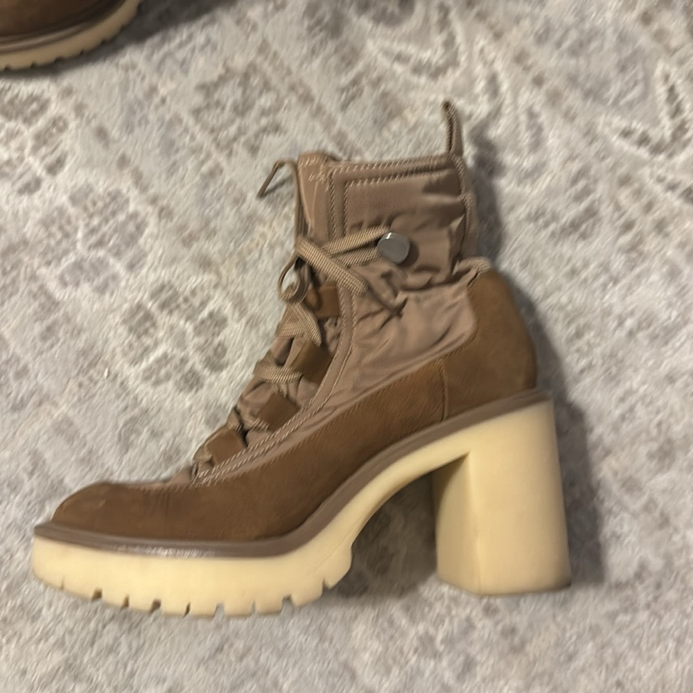 Dolce Vita Fashion Hikers